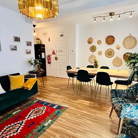 Salty Home's Apartment Peniche